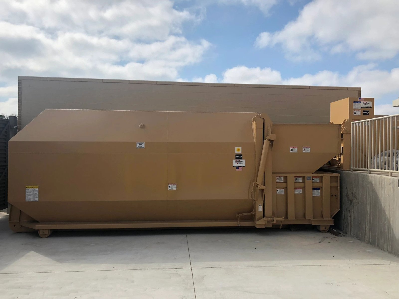 How Could a Waste or Recycling Compactor Improve Your Business?